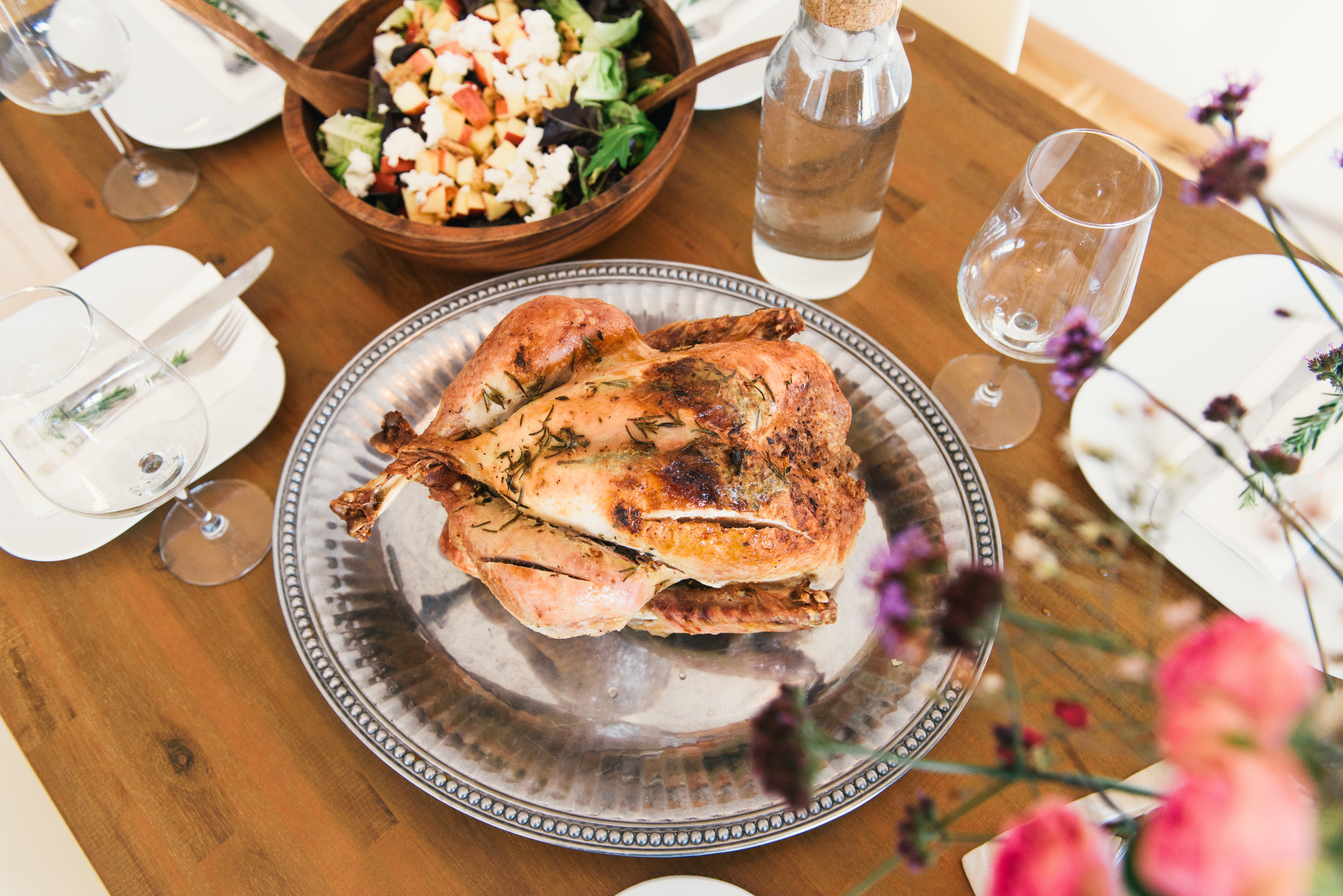 5 Ways To Host An Authentic Thanksgiving Dinner On A Budget