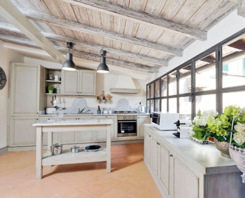 5 Vacation Rentals In Italy That Have Stunning Kitchens